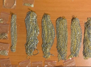 Քաղաքացու գոտկատեղի հատվածից մոտ 1 կգ մաքսանենգ ոսկեղեն է հայտնաբերվել