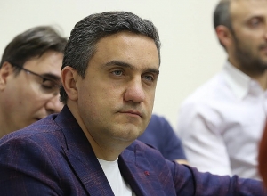 Փաստացի Քոչարյանին մեղադրում եք․ նա կիսում է Ձեր կարծիքը․ Պողոսյանը՝ Ղազինյանին