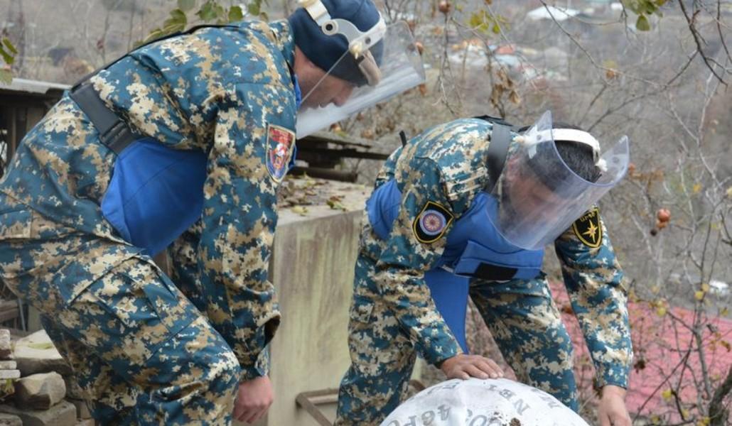 սակրավորներ Արցախում