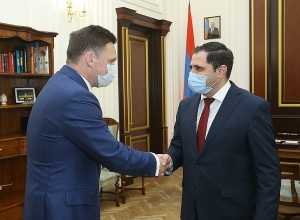 Сурен Папикян принял председателя правления ЕАБР Николая Подгузова