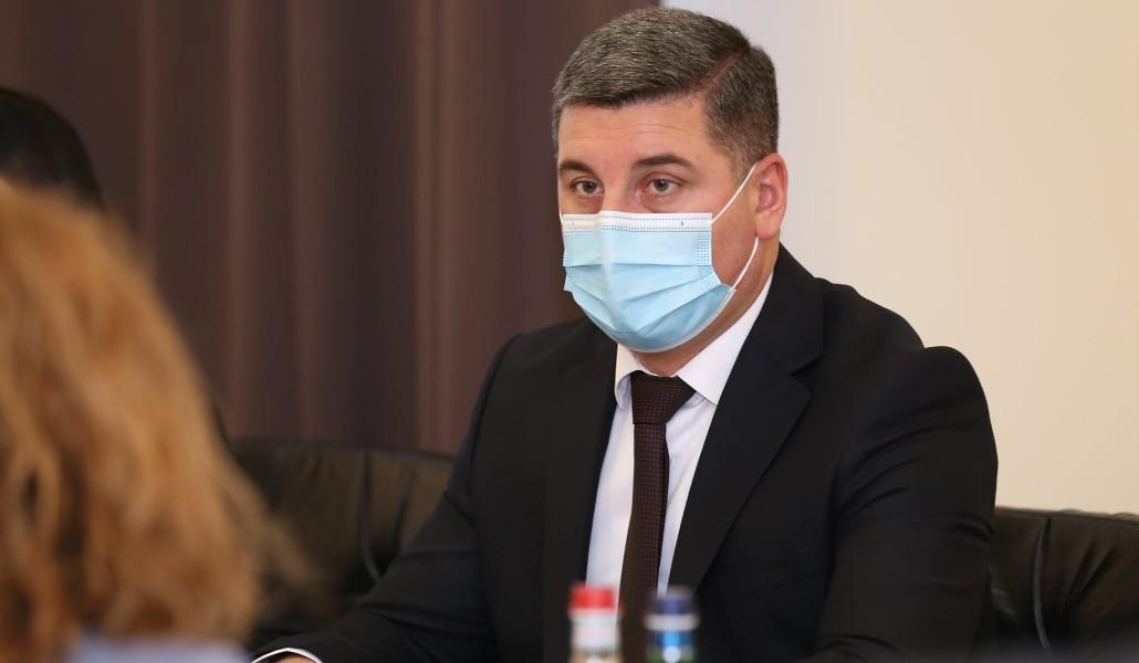 Գնել Սանոսյան