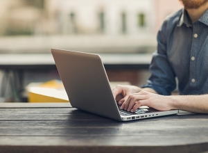 ՀՀ քաղաքացիները սկսել են արտասահմանյան ընկերություններում բաժնետոմսեր գնել. ինչո՞ւ. Jamnews