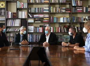 Նիք Վալլելոնգան պարգևատրվել է ՀՀ ԿԳՄՍՆ Ոսկե մեդալով