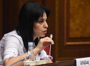 Ձեր դիսկոտեկային հանգիստը ենթադրում է՝ այլևս լարվածություն չկա և չեք գերազանցի Ձեր լիազորությունները