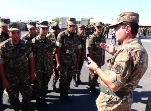 Проводится профессиональная подготовка полицейских войск