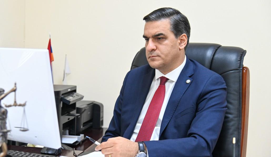 Արման Թաթոյան