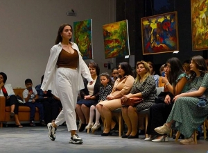 Ստեփանակերտում կազմակերպվել է տեղական հագուստի ցուցադրություն