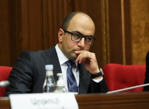 Это было сделано для смягчения ожидаемого поражения депутата-олигарха Хачатура Сукиасяна: Мамиджанян