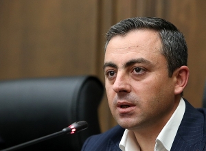 В скором времени вы станете свидетелями уличных действий: Ишхан Сагателян