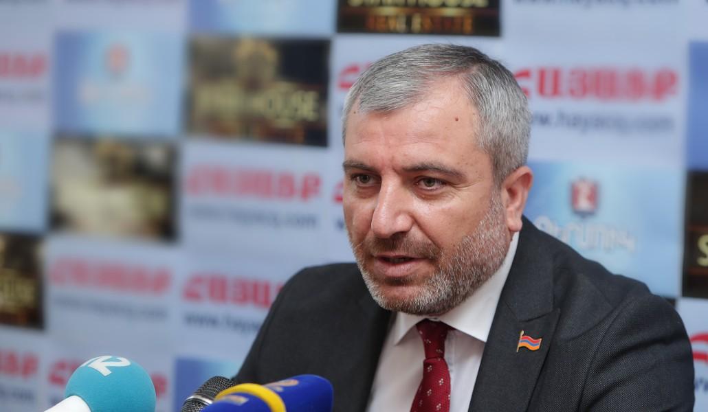 նորայր նորիկյան (2)