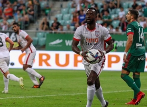 «Արարատի» առանցքային հարձակվող Մորի Կոնեն հանդես կգա Հունգարիայում