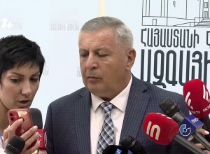 Армянская сторона не может доказать России обратное: брифинг Сергея Багратяна: ПРЯМОЙ ЭФИР