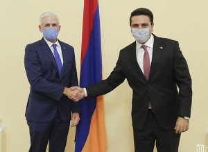 Ալեն Սիմոնյանն ընդունեց Հայաստանում ՄԱԿ-ի մշտական համակարգող Շոմբի Շարփին