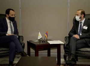 Арарат Мирзоян встретился с главой МИД Кипра