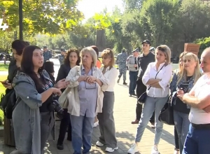 ՈՒՂԻՂ. Բողոքի ակցիա Առողջապահության նախարարության դիմաց