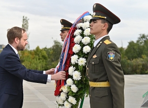 Չեխիայի ԱԳ նախարարը այցելել է Հայոց ցեղասպանության հուշահամալիր