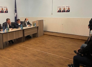 Պապիկյանը հանդիպել է ՔՊ-ին անդամակցելու հայտ ներկայացրած քաղաքացիներին