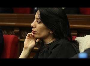 Տեղյակ պահեք Ղազինյանին, որ իմ վրա հույս չդնի և բանակցի այլ պատգամավորի հետ․ Պողոսյան