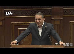 Գորիսում հանք է շահագործվում․ արդյունքում ջրի գույնը փոխվել է, գյուղացին չի կարող օգտվել բնամթերքից