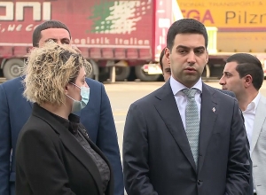 Председатель КГД Рустам Бадасян посетил таможенный пост Баграташен с рабочим визитом