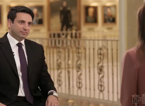 Հայաստանի եւ Ռուսաստանի միջեւ կա ընդհանուր փոխըմբռնում. Ալեն Սիմոնյանի հարցազրույցը  «Вместе» հեռուստանախագծին