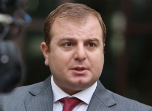 Վահագն Ալեքսանյանին խորհուրդ կտայի խոսելուց առաջ լավ մտածել և տղամարդավարի ընդունել պարտությունը․ Առուշանյանի պաշտպան