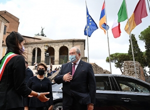 Նախագահ Արմեն Սարգսյանը   հանդիպում է  ունեցել Հռոմի քաղաքապետ Վիրջինիա Ռաջիի   հետ