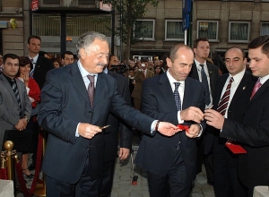 Բացառիկ է նրա ավանդը պետականության կառուցման գործում․ Ռոբերտ Քոչարյանը ցավակցել է Վիգեն Չիտեչյանի մերձավորներին