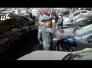 Ոստիկանները ցրեցին ՀՅԴ-ի ակցիան