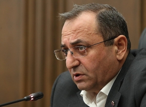 Мы созываем внеочередное заседание 14 числа: Арцвик Минасян