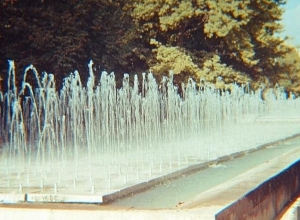 Մայրաքաղաքի տոնին նվիրված իրադարձություններից էր 1968 թ-ին բացված 2750 շատրվաններով պուրակը (լուսանկարներ)