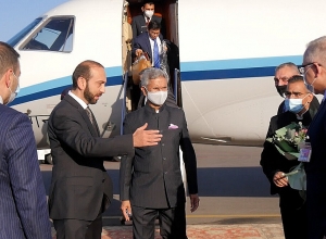 Հնդկաստանի ԱԳ նախարարը  Հայաստան ժամանելուն պես  հայերեն գրառում է արել