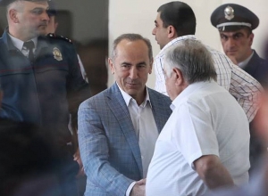 Քոչարյանը ցավակցել է իր փաստաբանական թիմի նախկին անդամ Ռուբեն Սահակյանի մահվան կապակցությամբ