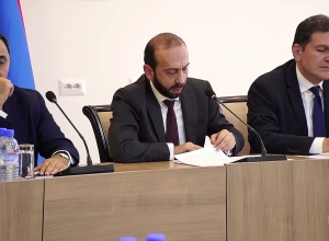 Глава МИД РА подчеркнул важность участия СЕ в преодолении гуманитарного кризиса в Арцахе