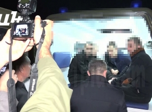 Բաքվից ինքնաթիռի ժամանումից հետո․ հինգ ռազմագերիներ վերադարձան տուն