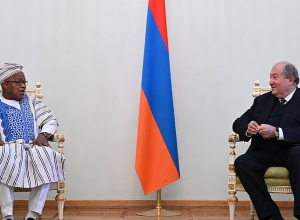 Новоназначенный посол Сьерра-Леоне вручил верительные грамоты Армену Саркисяну