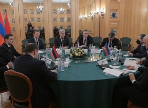 Состоялось заседание Рабочей группы во главе с вице-премьерами РА, РФ и Азербайджана