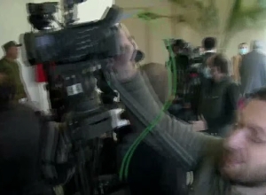 Андраник Кочарян и Армен Хачатрян не ответили на вопросы журналистов после закрытого заседания