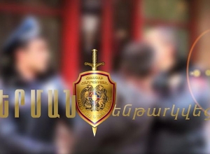 Աշտարակի բուքմեյքերական գրասենյակի մոտ կրակոցի ձայն է լսվել, կոտրվել են շենքի պատուհանների ապակիները