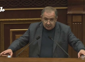 Ешьте подорожавший лук и плачьте над своей властью: Агван Варданян