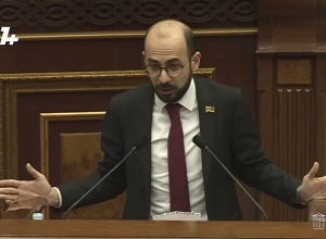 У представленных в парламенте реваншистских сил всегда есть проблемы с содержанием: Ованнисян