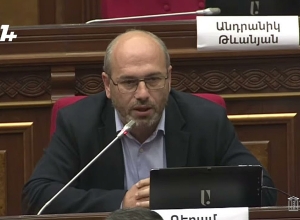 Պահանջում եմ մինչև նոյեմբերի 10-ը հրապարակեք զոհված և հուղարկավորված զինվորների անունները