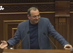 Отныне я буду прерывать все не относящиеся к теме выступления: Рубинян