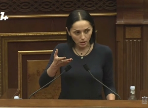 Ինչպես ռետինից քաշած օղին չի կարելի հրամցնել մարդկանց,այնպես էլ որևէ մեկի քսակից քաշած լրատվությունը