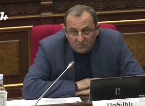 Говорят, что это – не армянские земли, но по картам – армянские: у вас есть правовые основания этого?