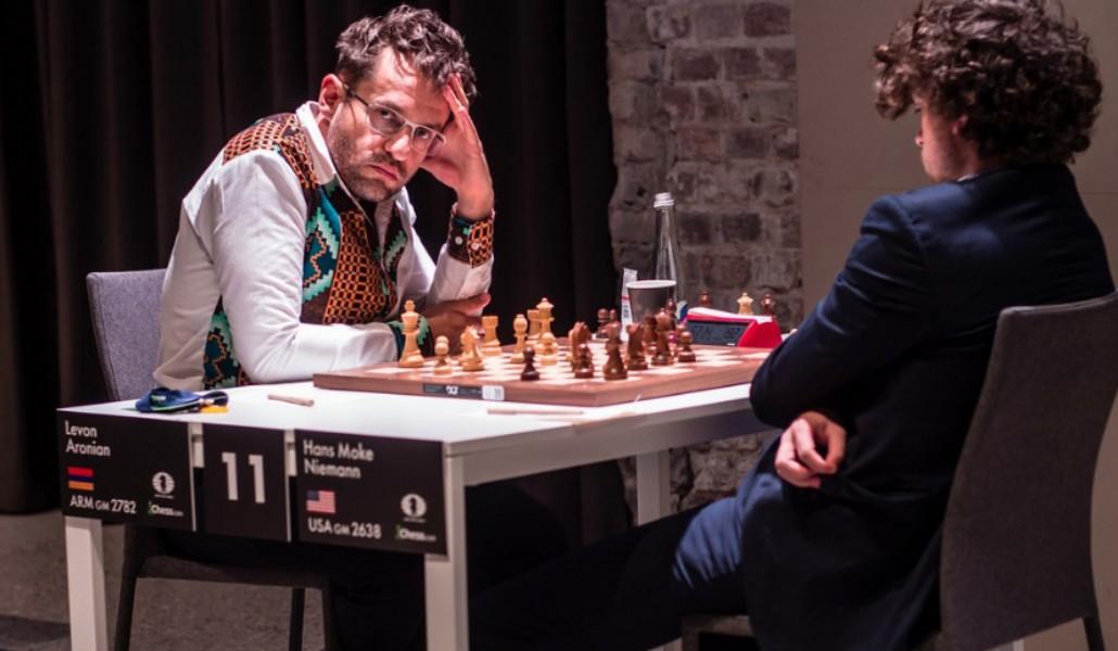 a1+grand chess 1