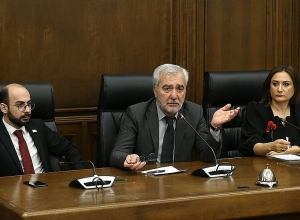 Уйдут ли азербайджанцы с Чёрного озера: вопрос к Андранику Кочаряну