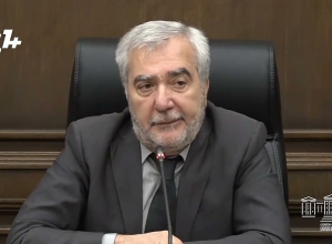 Սահմանային այդ հատվածի շրջանցող ճանապարհի աշխատանքներն նոյեմբերի վերջին կավարտվեն և այդ հարցը կլուծենք