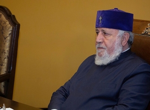 Ոչ աշխատանքային պահպանե՛լ նաև հունվարի 5-ը և 7-ը․ Մայր Աթոռը դիմում է ԱԺ-ին