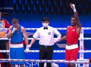 Արման Դարչինյանը միավորներով պարտվեց ամերիկացի բռնցքամարտիկին